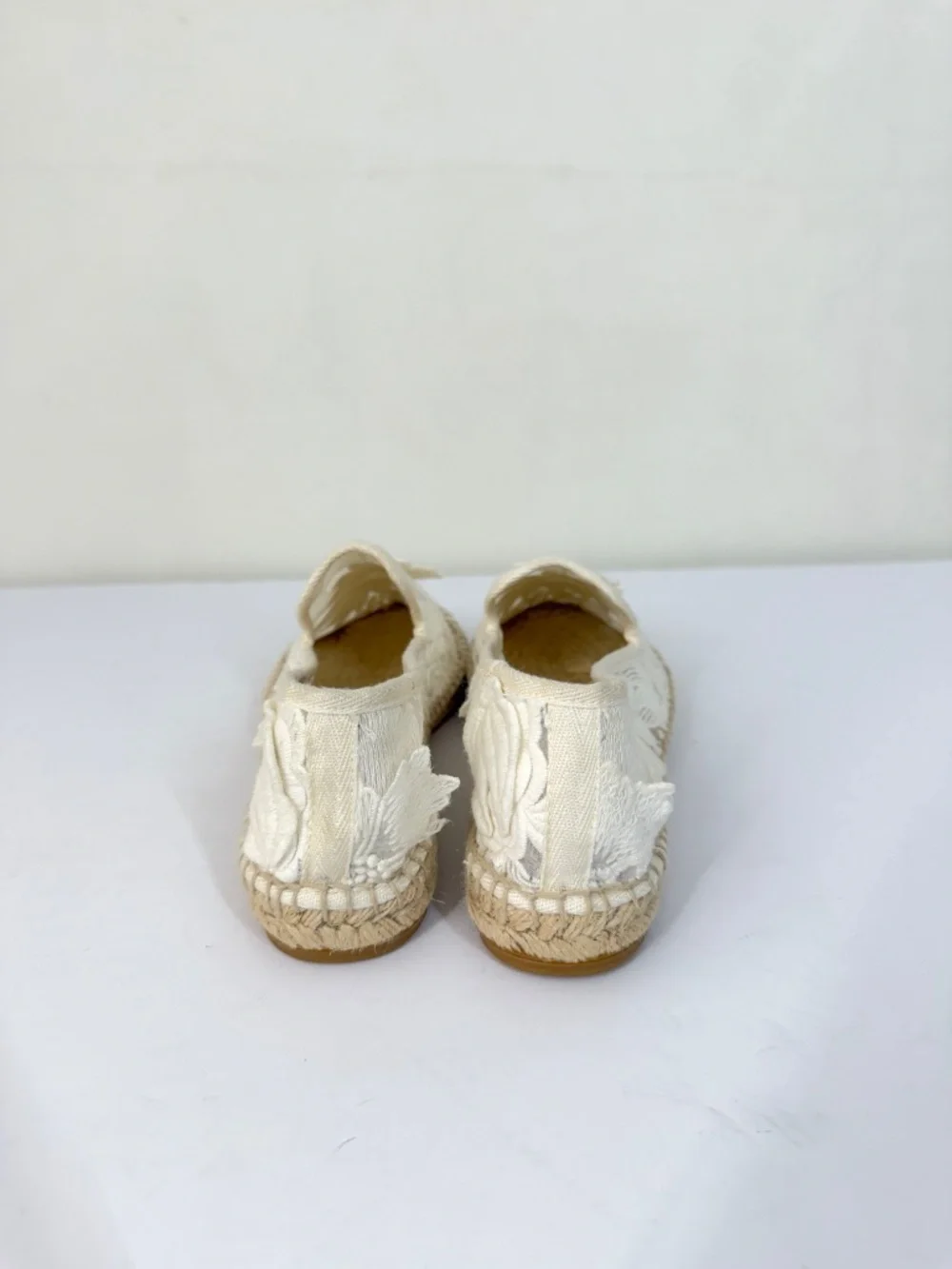 Tory Burch Darian Guipure Lace Flower Espadrilles Cream 8.5 Casual Summer Boho